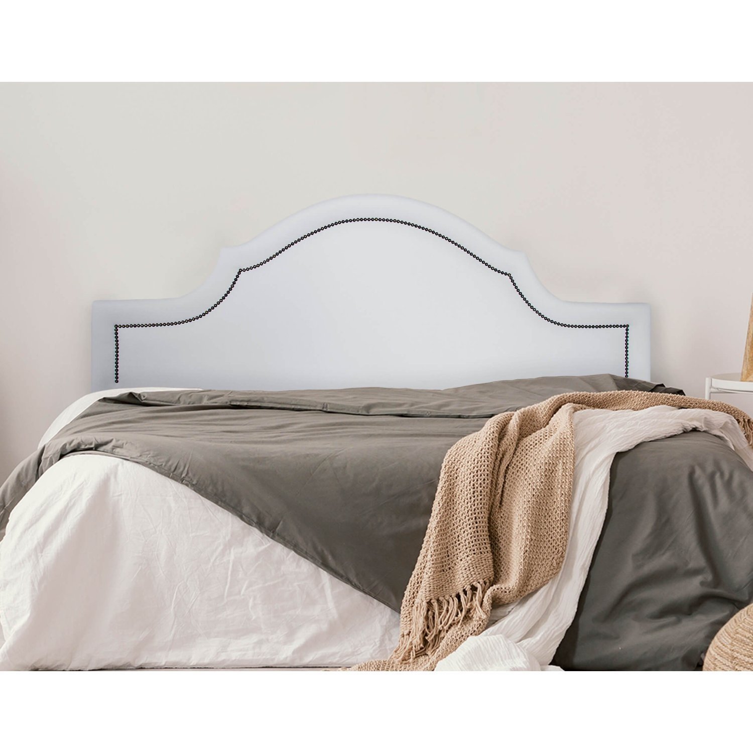 Cabeceira King Estofada Para Cama Box Com Tachas 193x60cm Provençal Luxo Branco/fumê