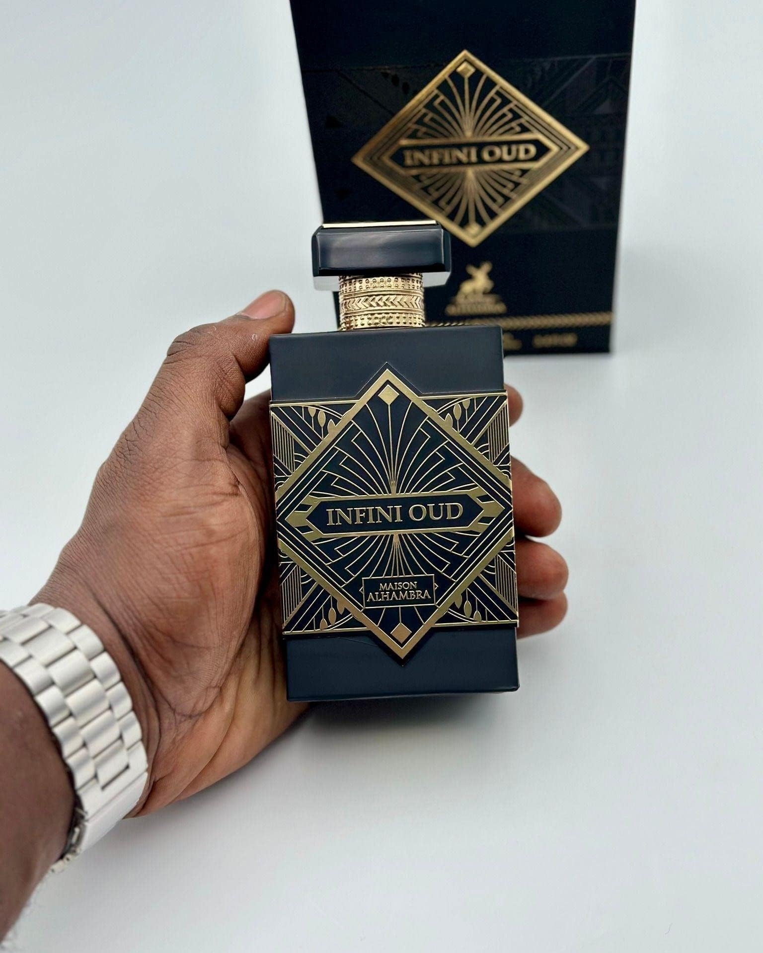 Perfume Unissex Maison Alhambra Infini Oud Eau De Parfum 100ml