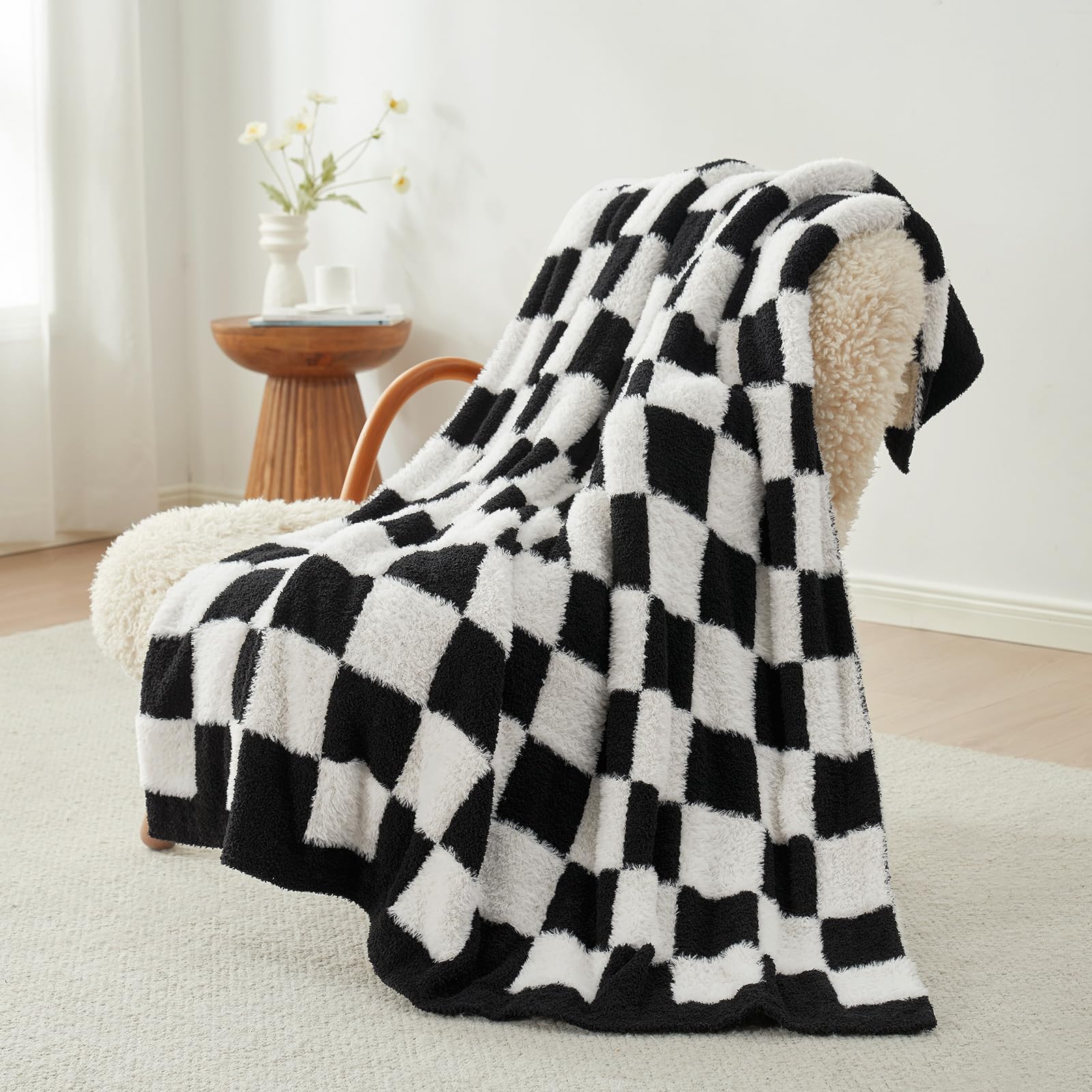 Throw Blanket Snuggle Sac Faux Fur Black Checker 130 X 150 Cm