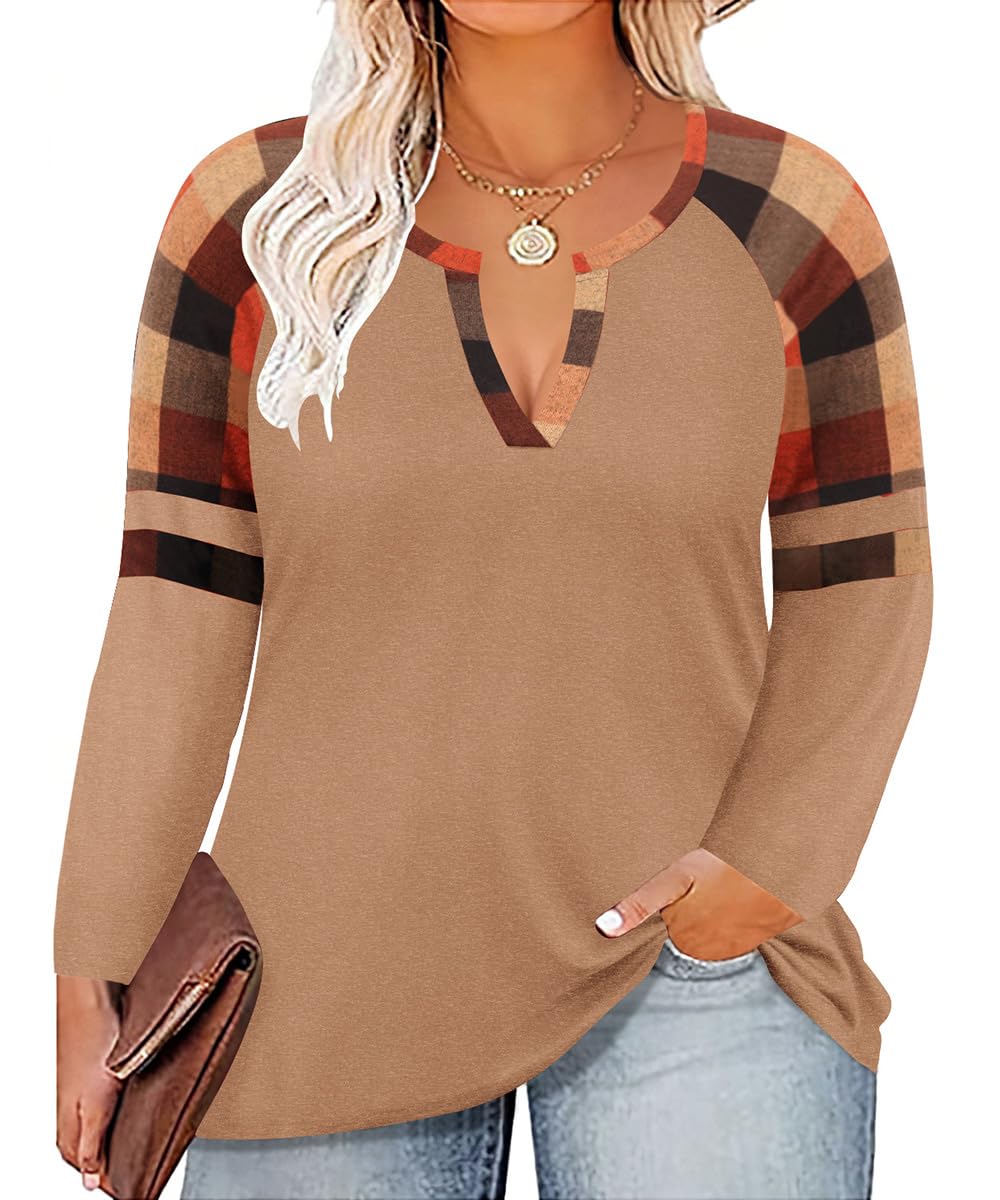 Camiseta Carcos Plus Size Marrom Com Estampa Xadrez Raglan Para Mulheres