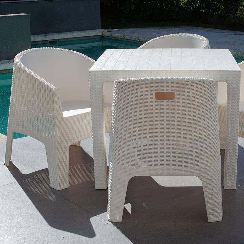 Mesa Lateral Mônaco + 4 Poltronas Ibiza Rattan - Branco