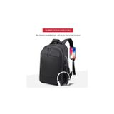 Mochila Impermeável Para Laptop 39l Com Porta Usb Preta