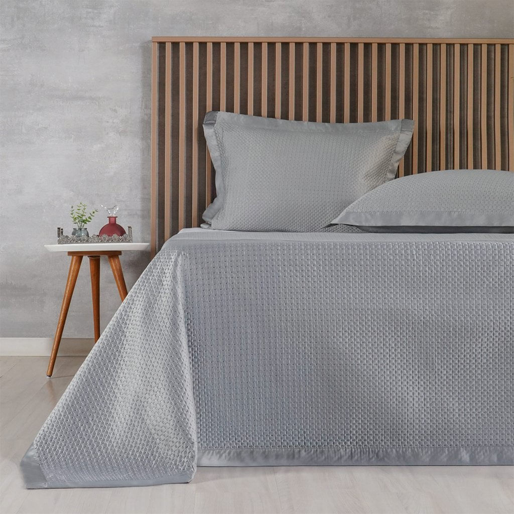 Kit Colcha Casal Satinatta Cetim Toque Pele De Pessego 220x240cm Platina