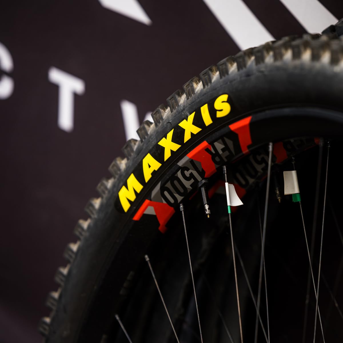 Pneu Bmx Maxxis Grifter 20x2,40 De Composto Duplo Exo De 2 Camadas