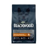 Saco De 2,04 Kg De Ração Seca Para Cães Blackwood Sensitive Skin &amp; Stomach