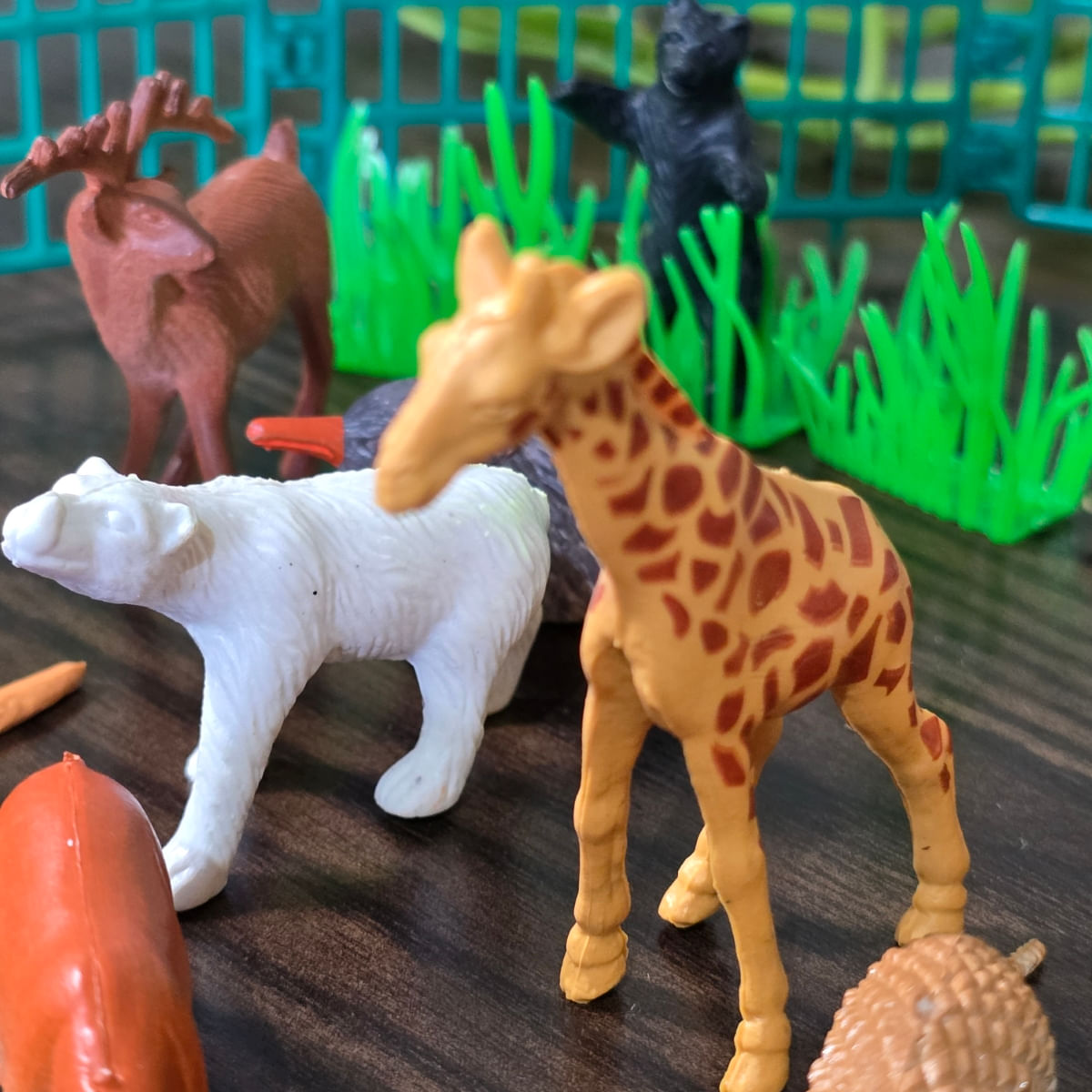 Miniaturas Animais Selvagens Selva Brinquedo Montessori - Carrefour