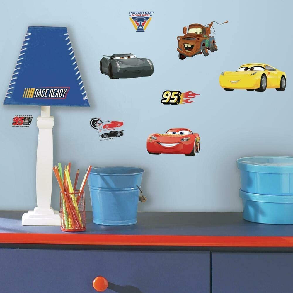 RoomMates Disney Pixar Carros 3 Peel and Stick Wall Decals