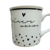 Caneca De Porcelana "viver Um Dia De Cada Vez" Branco