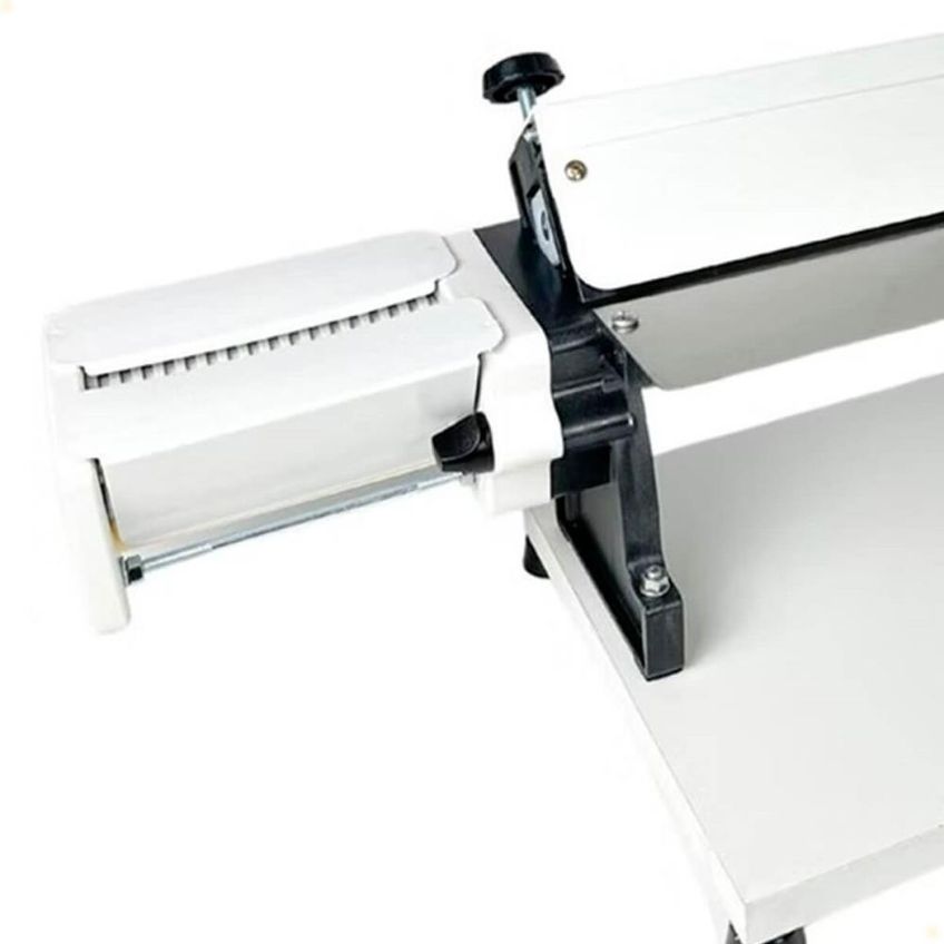 Cilindro Laminador Elétrico Malta 28 Cm Com Cortador De Talharim Branco 127v 3117000 - imagem 4