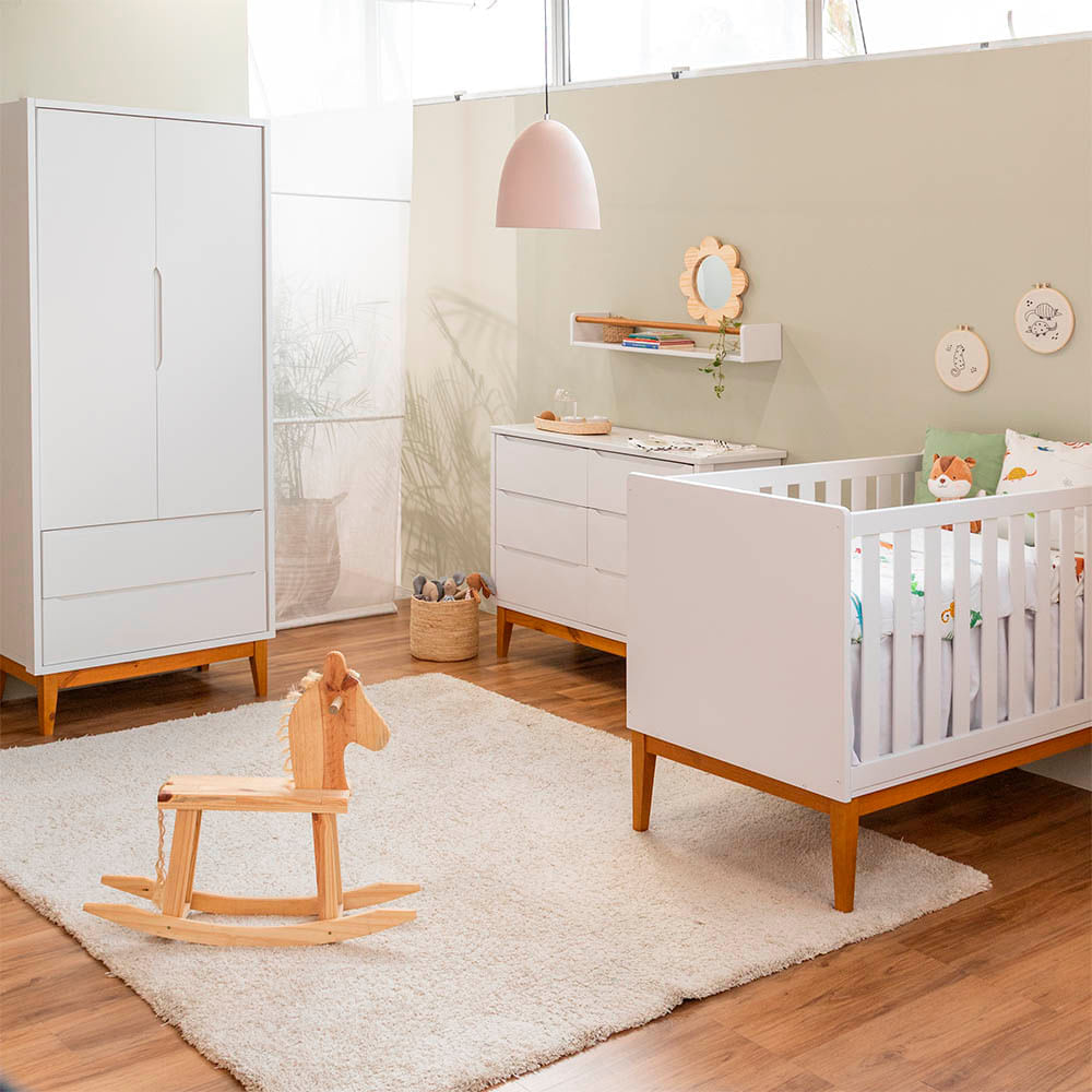 Kit Quarto Infantil Theo Com Pés Square Mel - Berço + Cômoda 6 Gavetas + Guarda-roupa 2 Portas - Branco Fosco
