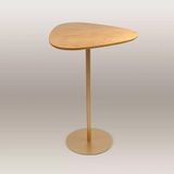 Mesa Lateral Orgânica Up Tampo Cinamono E Metal Dourado 52 Cm