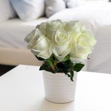 5 Rosas Em Hastes Artificiais Branco E Vermelho Para Composição De Arranjos, Cachepot E Buquês