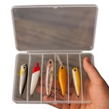 Kit 5 Iscas Artificiais Sortidas + Estojo Pesca Compacto