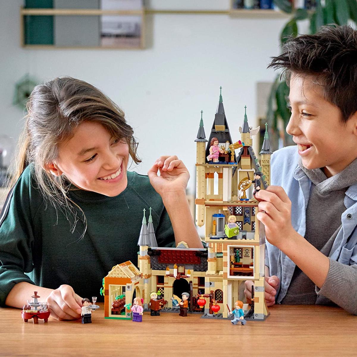 LEGO Harry Potter Hogwarts Astronomy Tower 75969 Grande presente