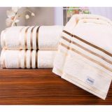 Toalha Banho Karsten 70 x 140cm Lumina Ivory com Marrom