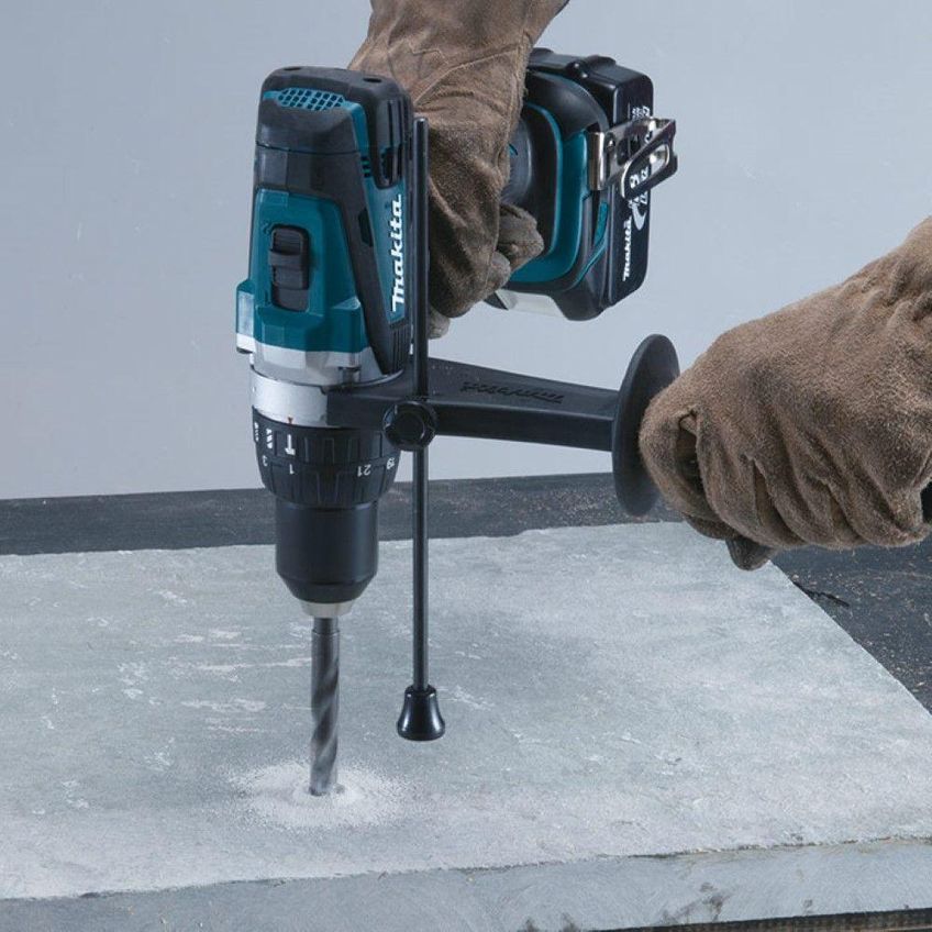 Parafusadeira Furadeira Lxt Com 2 Baterias Carregador Makita - imagem 3
