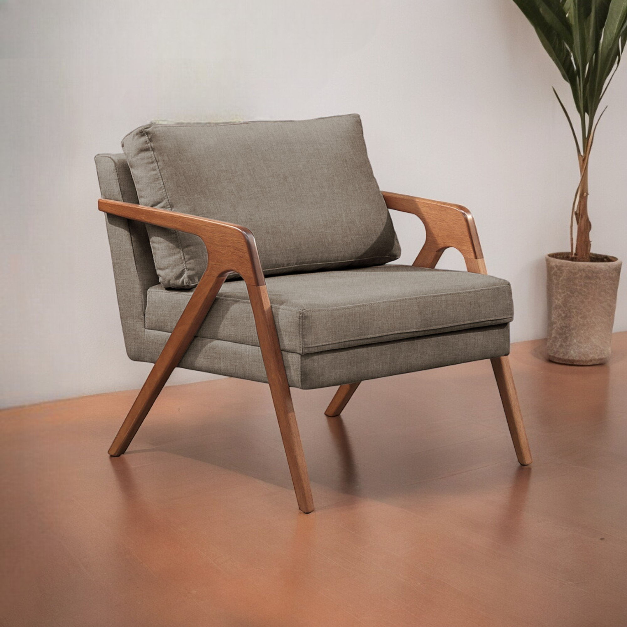 Poltrona Madeira Maciça Mona Luxo Cappuccino