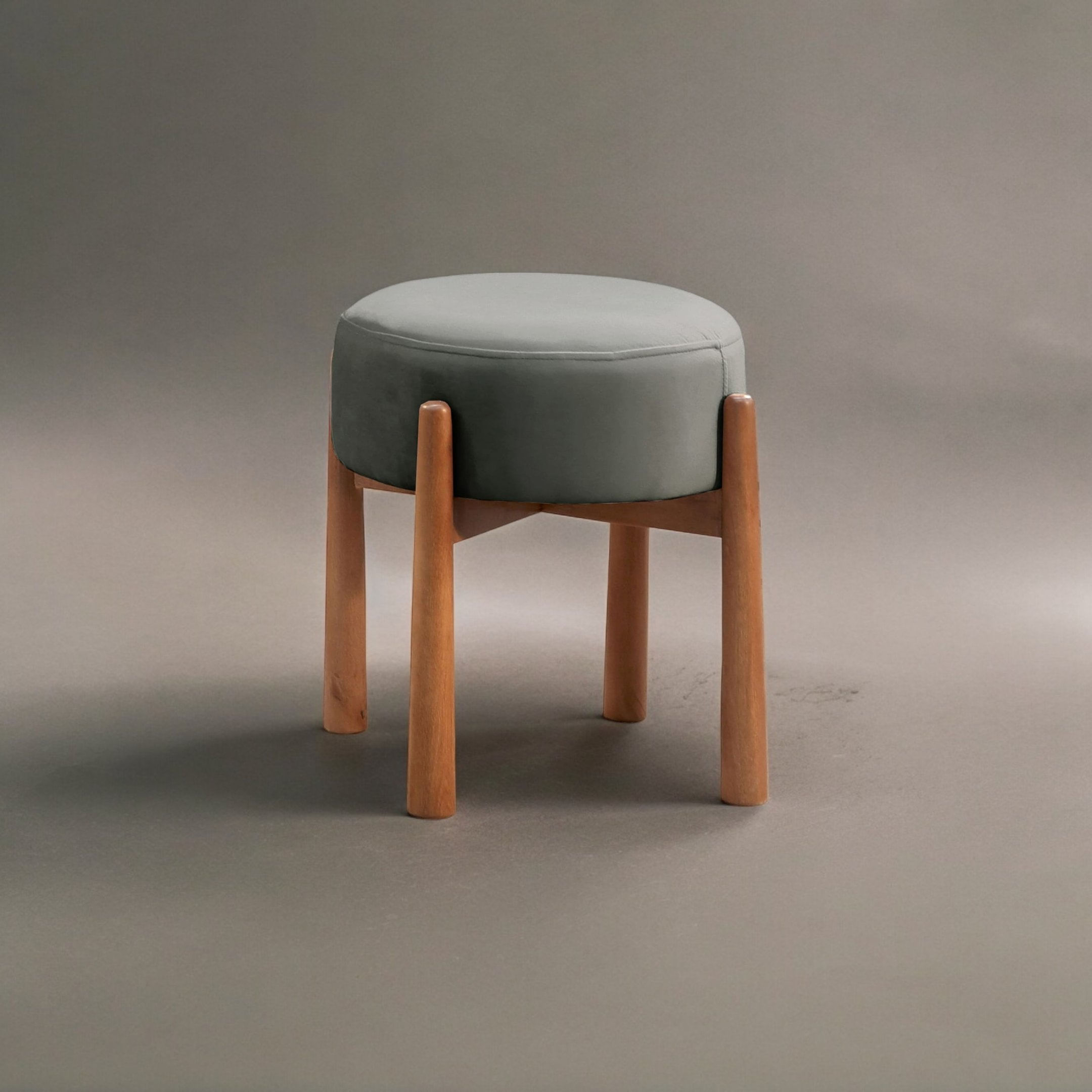 Puff Banqueta Lotus Luxo Madeira Maciça Cinza