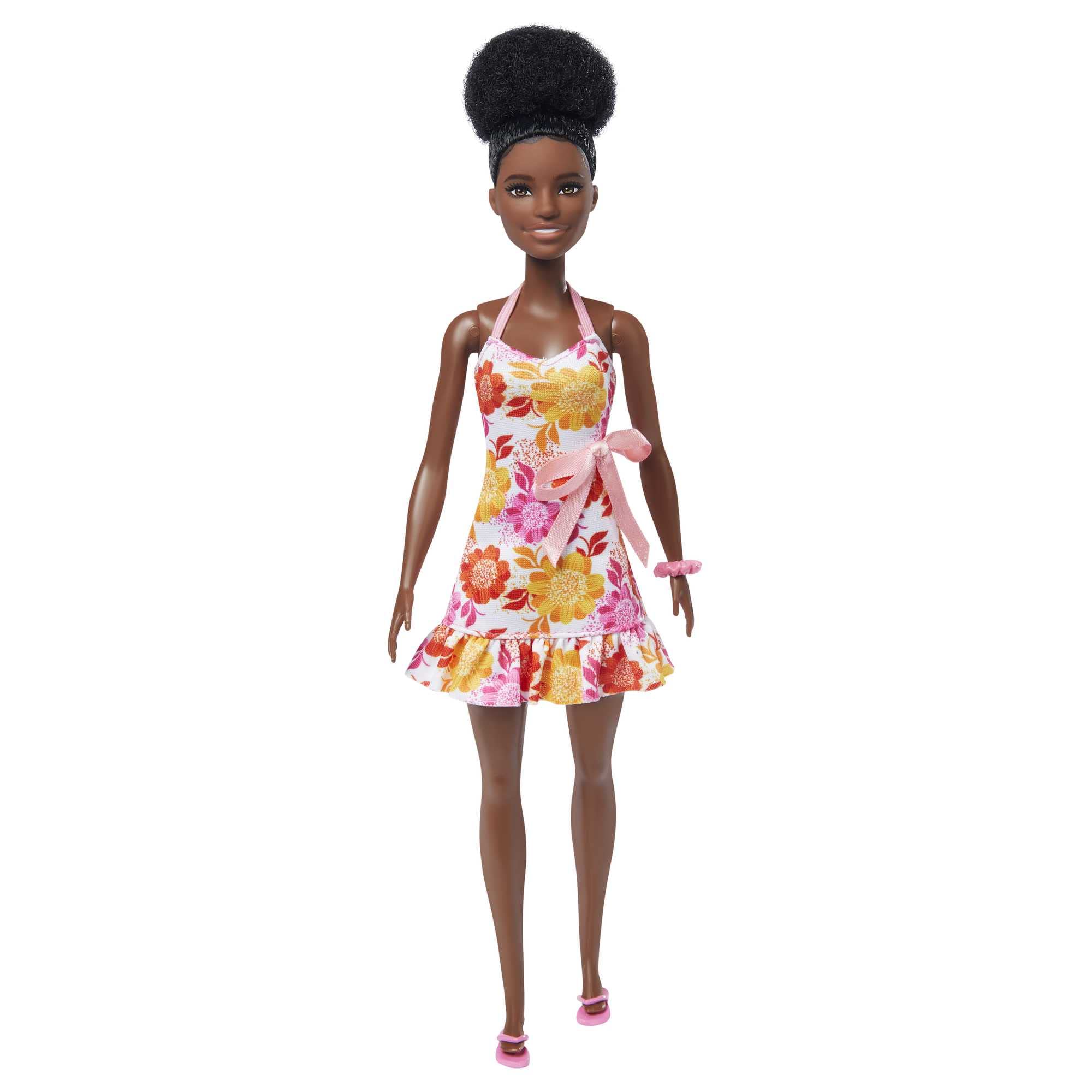 Boneca De Moda Barbie Adora O Oceano Com Cabelo Preto Natural