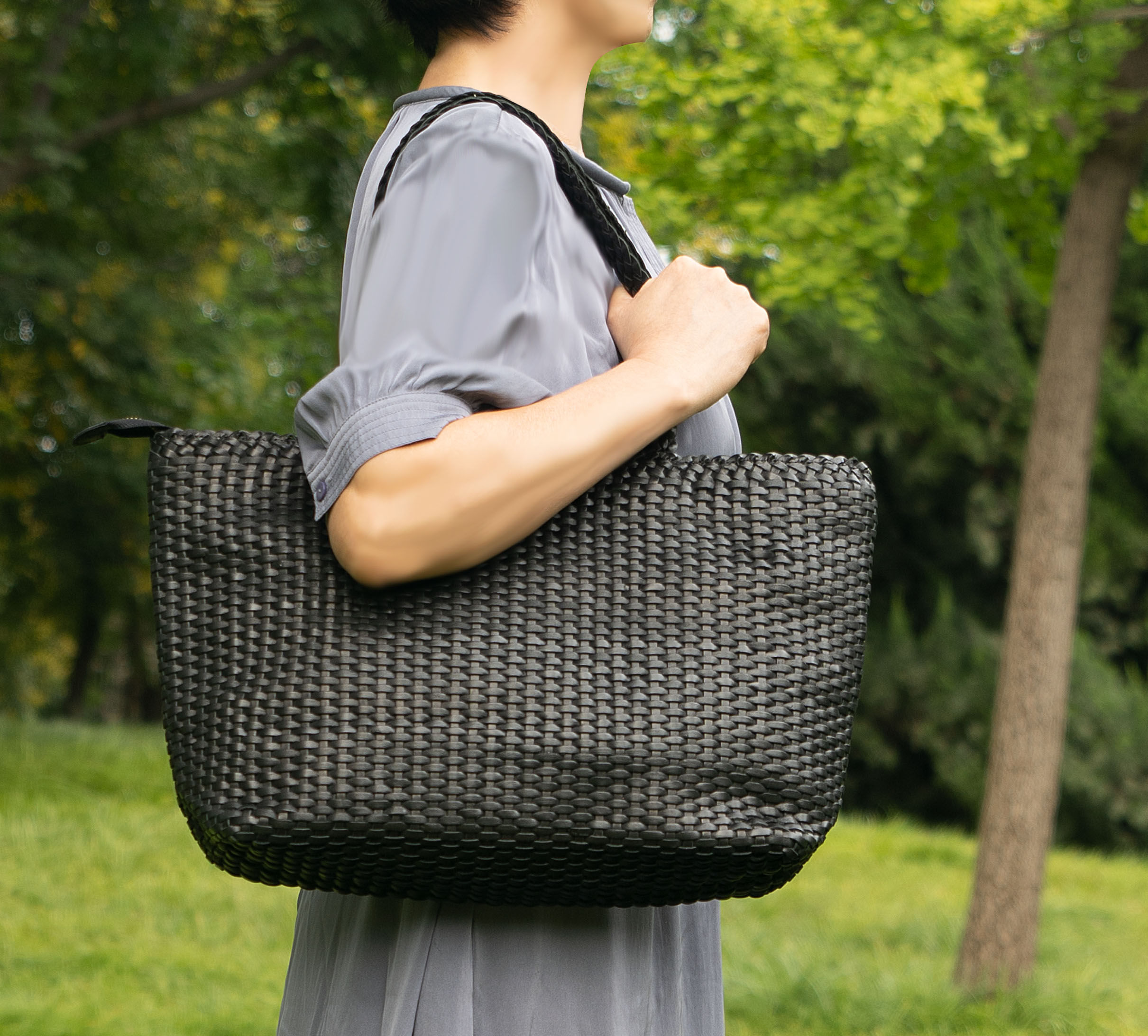 Bolsa De Couro Tecida À Mão Rimini Gemma Oversize Black