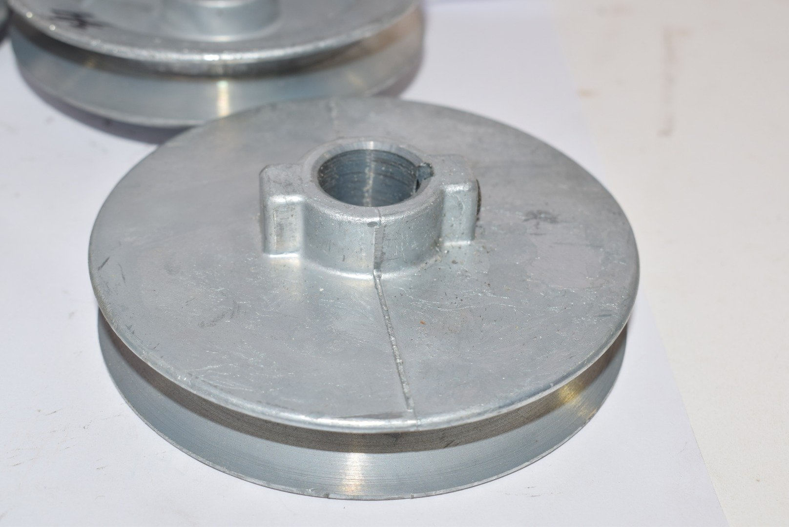 Pulley Chicago Die Casting 400a7 3/4"x4" V Groove