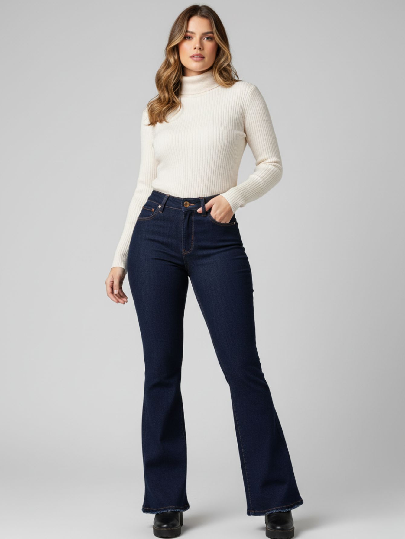 Calça Feminina Flare Jeans Escura Cintura Alta