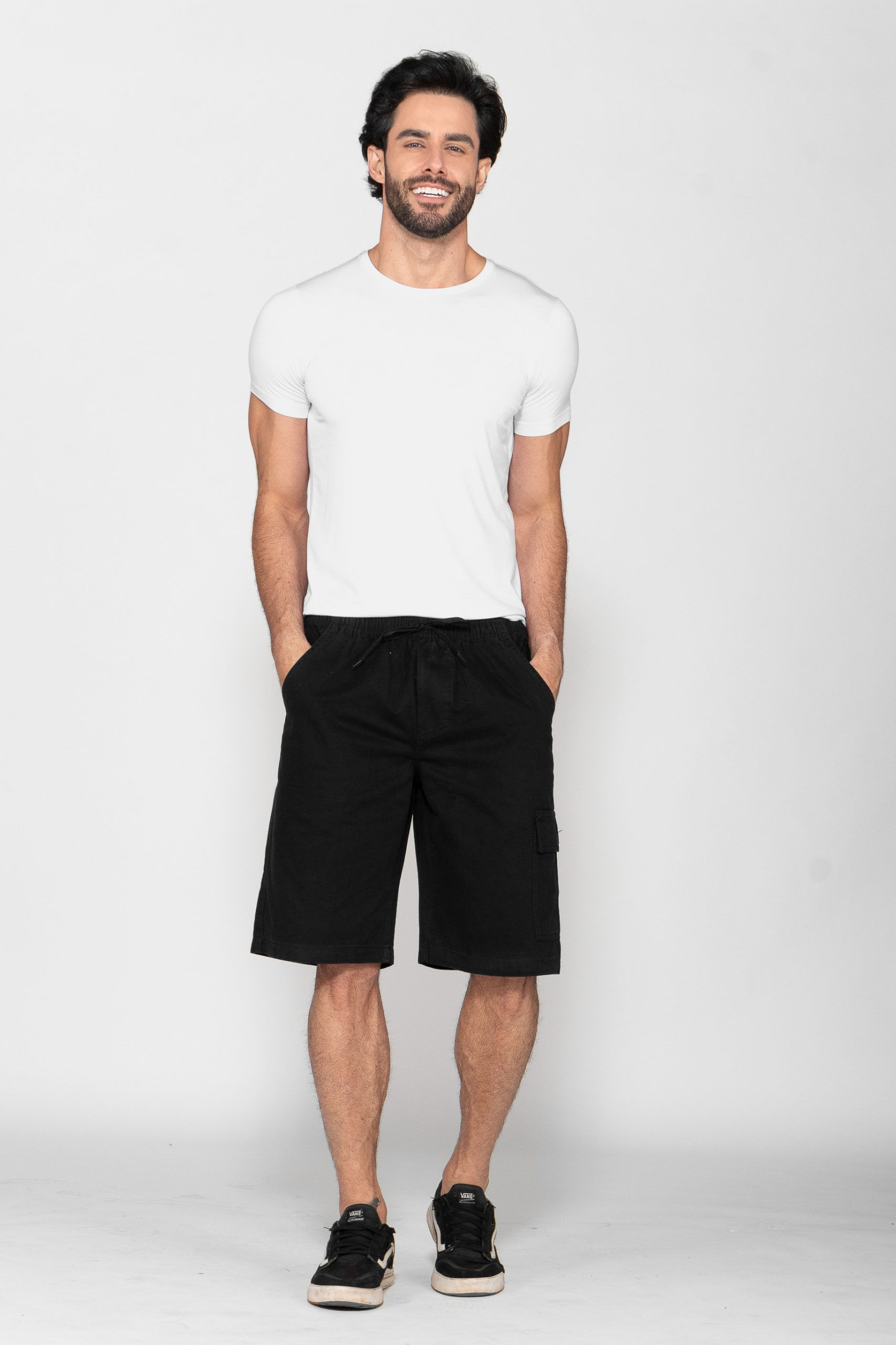 Bermuda Macaw 7815 Preto Elástico Sarja