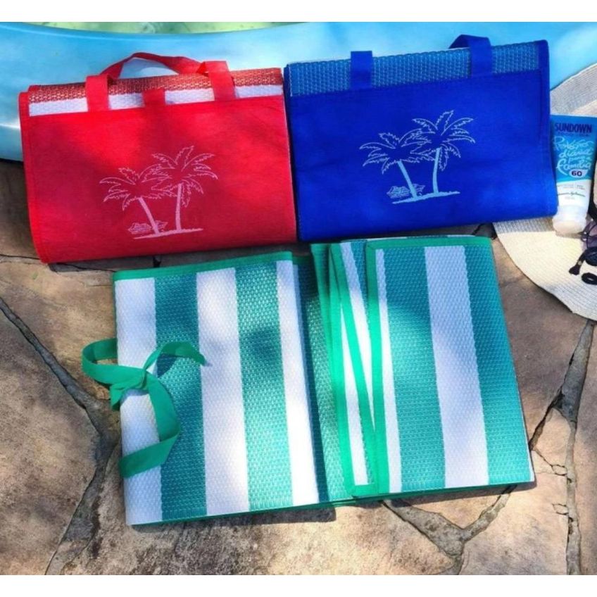 Esteira Grande Praia Tapete Palha Sintética Vira Bolsa - imagem 5