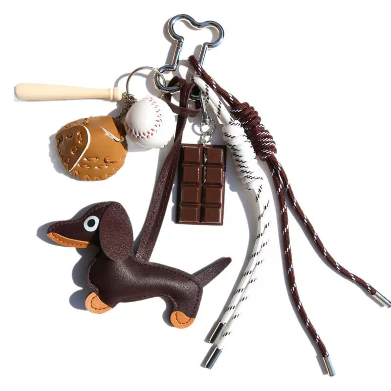 Chaveiro Dachshund Dog Com Beisebol, Chocolate E Bagel C