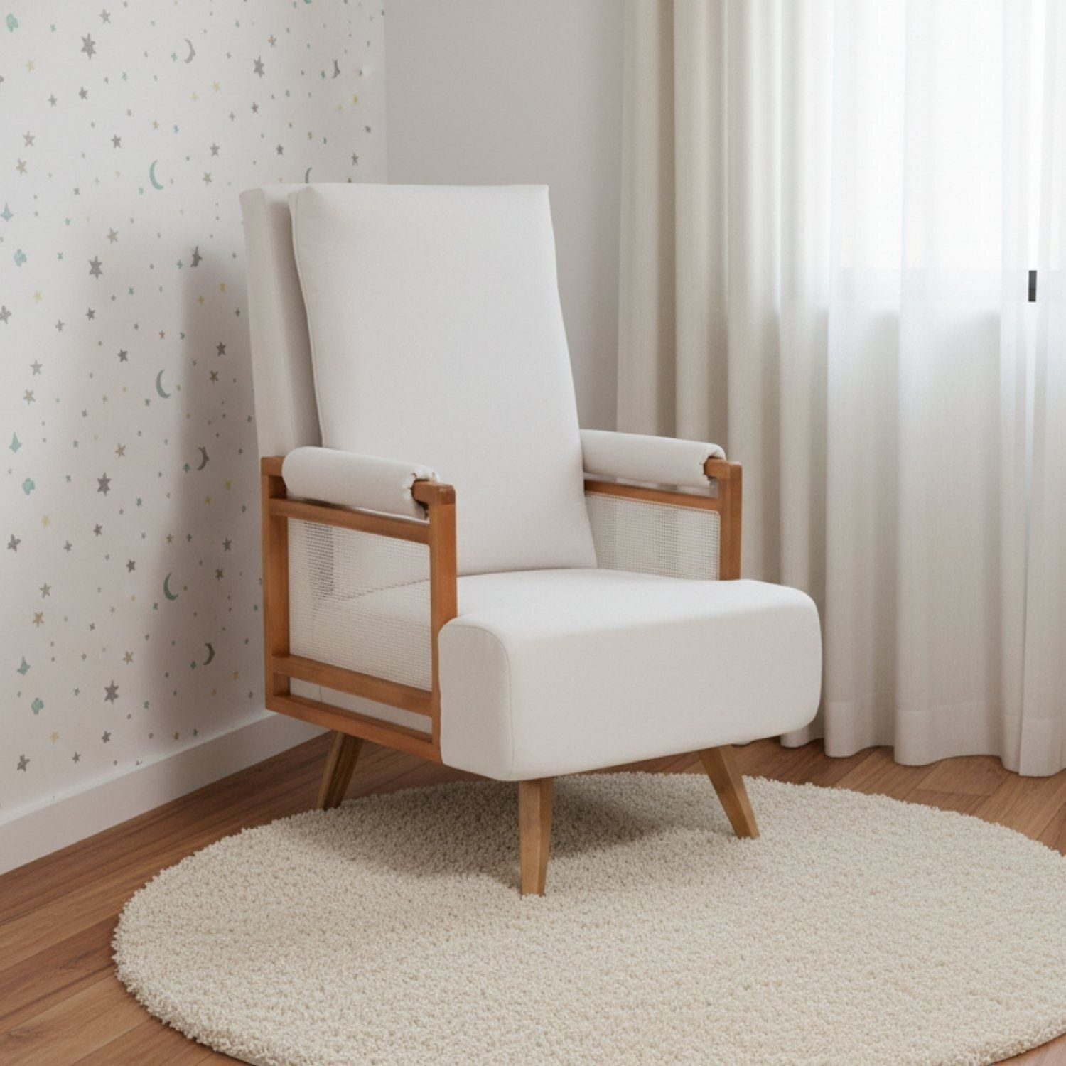 Poltrona De Amamentação Fixa Com 4 Pés Mila Off White