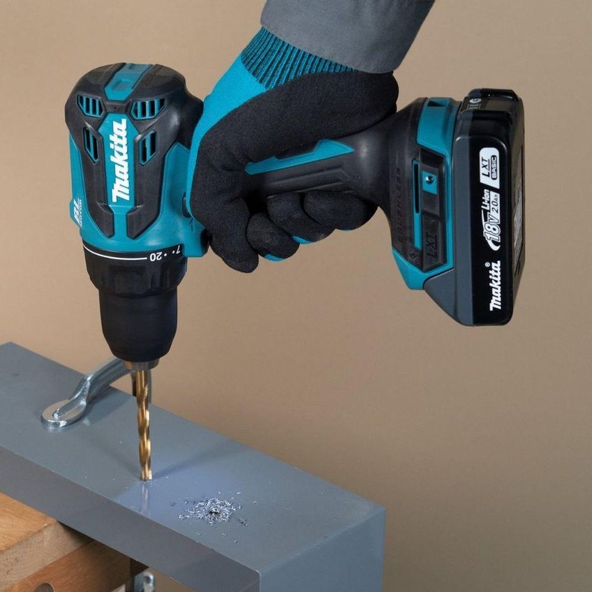 Parafusadeira/Furadeira De Impacto A Bateria 2.0ah Makita Dhp490 Ideal P/ Uso Profissional Único - imagem 3