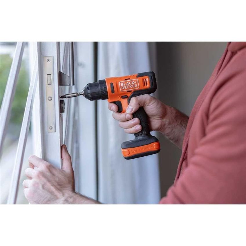 Furadeira Parafusadeira A Bateria Black+Decker BCD712VHD-BR 12 V 1,5 Ah Com Impacto Luz Led E - imagem 3