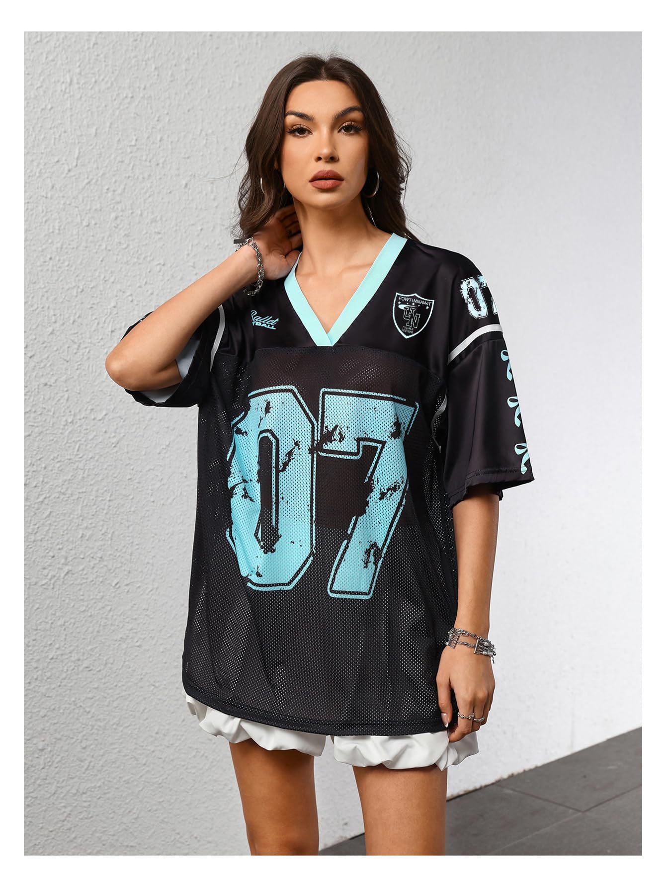 ウェア 00s  soccer jersey kit uniform y2k Camisa Jersey Roseeek Y2k Number Graphic Com Decote Em V Para