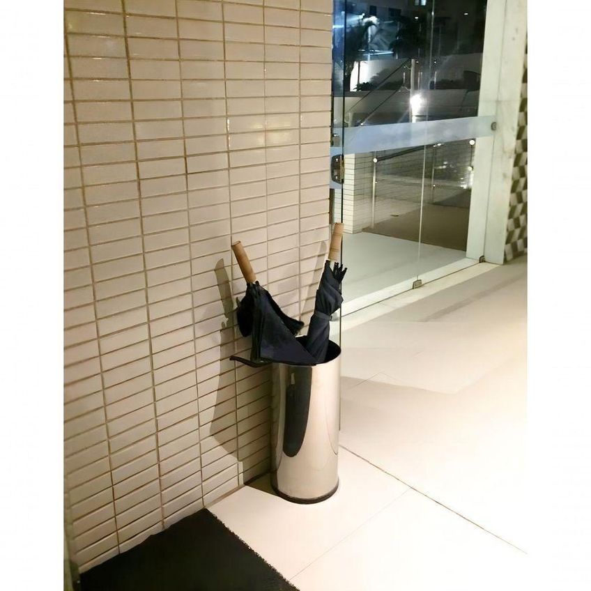 Porta Guarda-chuva Em Aço Inoxidável Aisi 430 30x70cm Com Fundo Em Plástico Abs - imagem 3