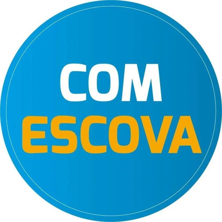 Veda Porta Adesivado Com Escova Protecao Insetos Poeira Vento Pvc Branca Kala 80cm - imagem 4