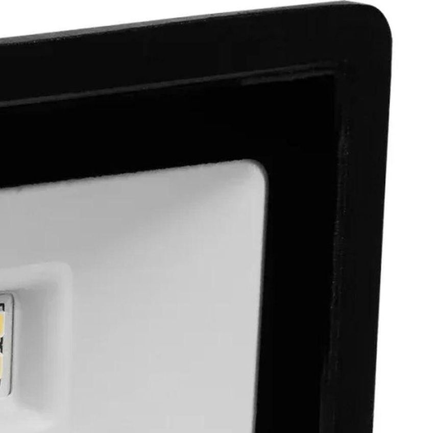 Refletor LED 10W Bivolt Luz Fria Preto Liege Cosmetics IP-44 - imagem 4