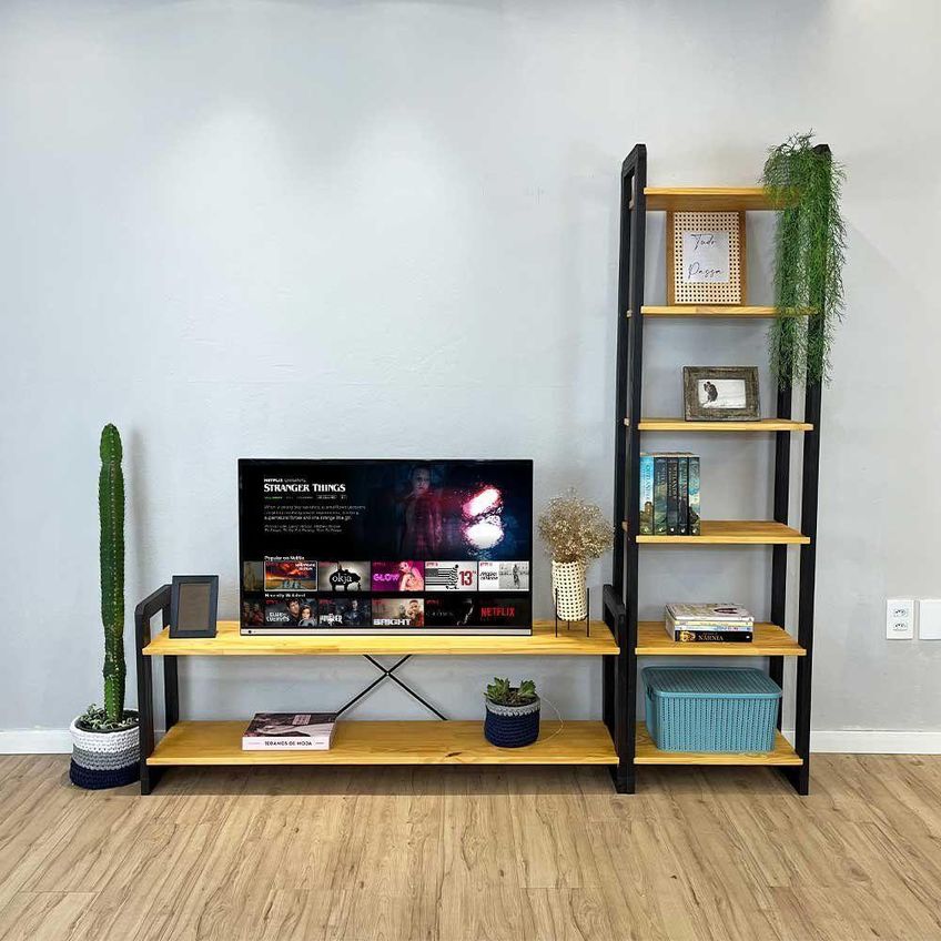 Rack TV Slim Linea 141,5cm Madeira Pinus Com Estante Nozes E Preto Artfactory Design - imagem 4