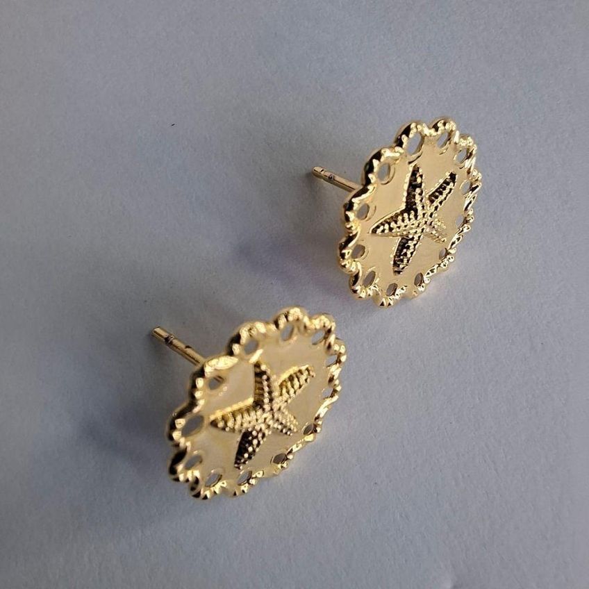 Brinco Floratta Joias Estrela Do Mar Banhado Em Ouro 18k Dourado - imagem 4
