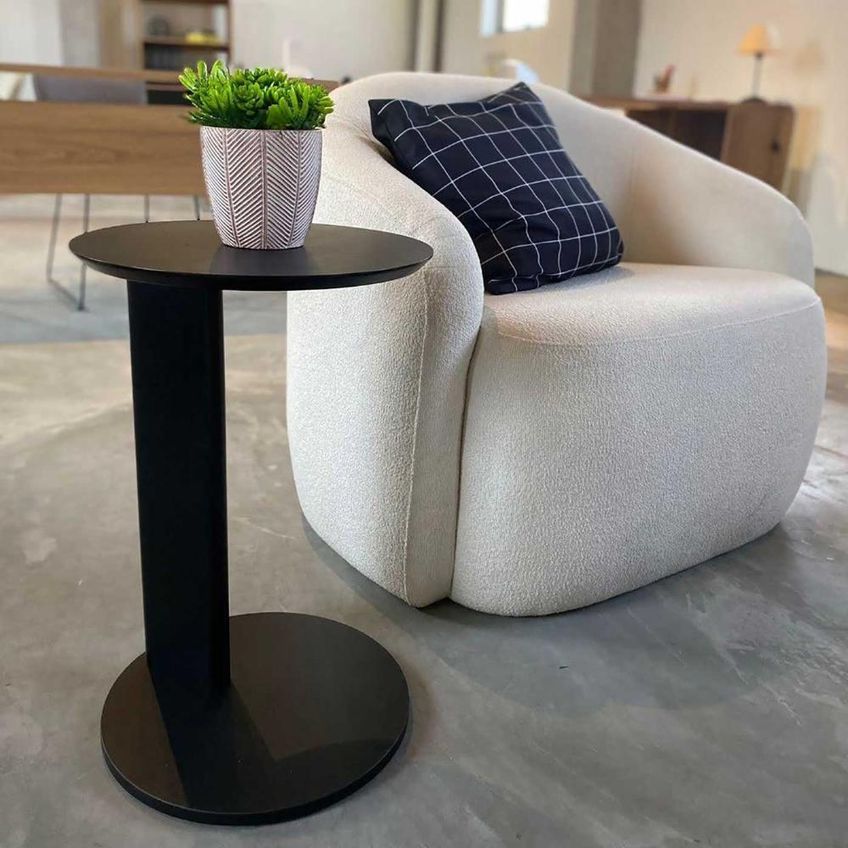 Mesa Lateral Redonda Chanfrada MDF Madeira Maciça 35cm Nero e Preto - imagem 3
