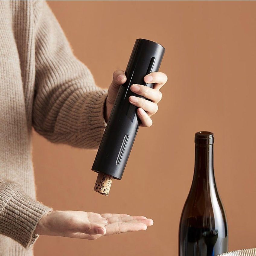 Abridor De Vinhos Elétrico Saca Rolhas Automático Aço Inox Com Cortador De Lacre Utimix - imagem 5