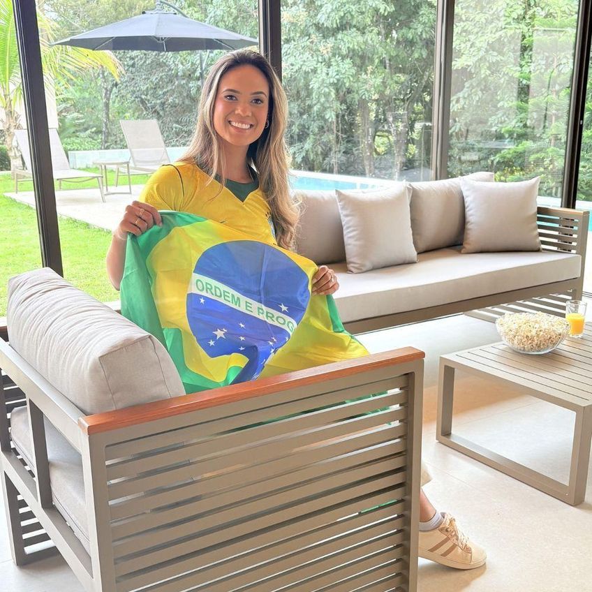 Poltrona Torino Para Piscina E Jardim Estrutura Em Alumínio Assento Estofado Com Almofadas - imagem 3