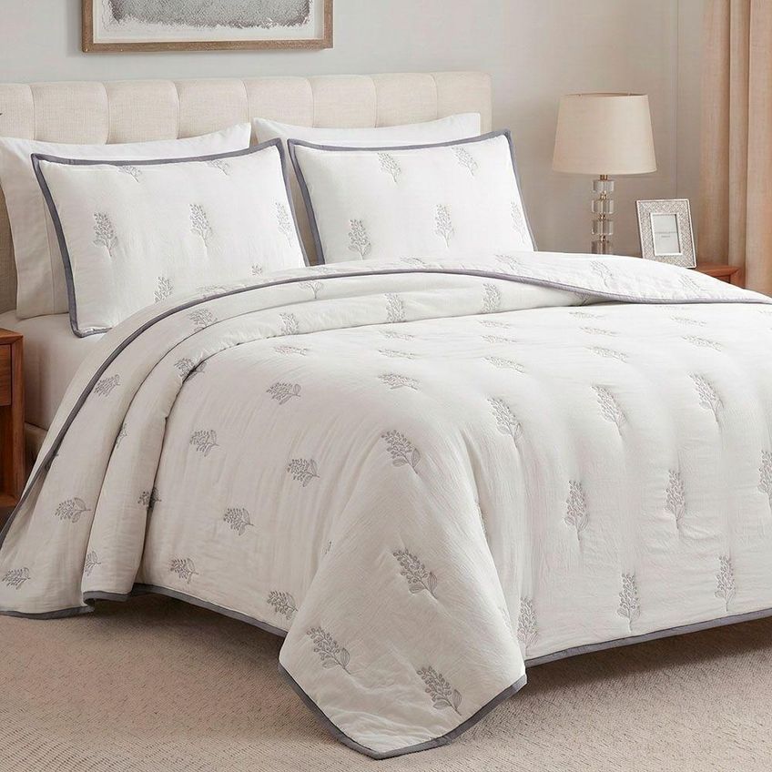 Kit Cobre Leito Charme King Percal 300 Fios 100% Poliéster Bordado Floral Cinza Casa Scarpa - imagem 4