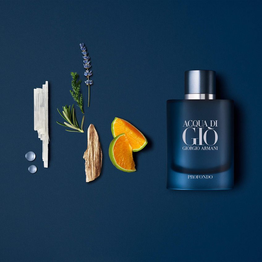 Acqua Di Gio Profondo Eau De Parfum Spray 4.2 Oz - imagem 3