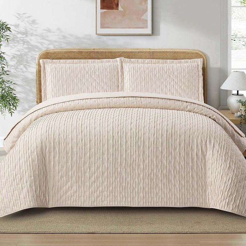 Kit Cobre Leito Colcha Prestige Casal 3 Peças 100% Poliéster Matelassê Plissado Bege Clara Luz - imagem 3