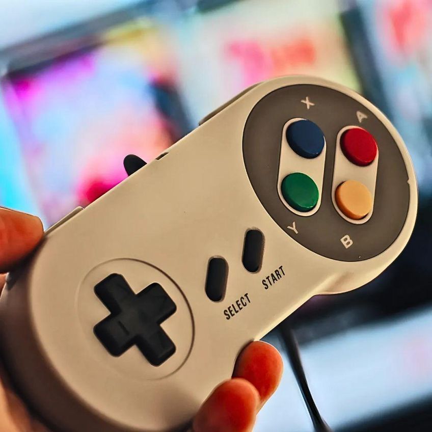 Console Retrô Portátil Super Mini SFC Utimix Digital 2 Controles Com Fio Anos 90 - imagem 3