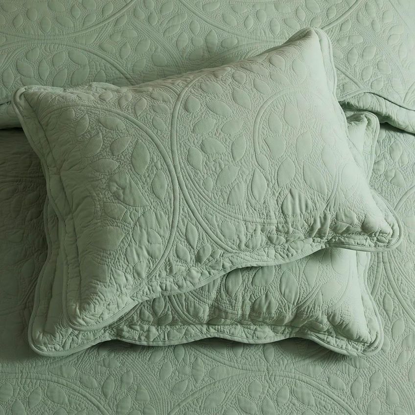 Kit Cobre Leito Vintage Queen Percal 300 Fios Colcha Matelassê Floral Alto Relevo 3 Peças Verde Oliva - imagem 4