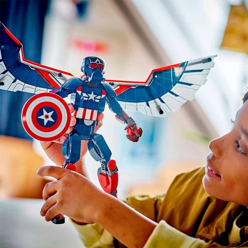Bloco De Montar - Marvel - Figura Do Capitao America - 359 Pecas - Lego - imagem 5