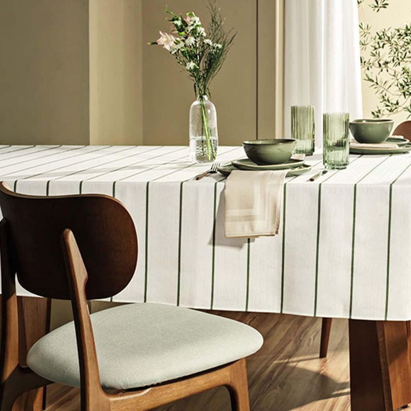 Toalha De Mesa Redonda Sempre Limpa Royale 178cm Karsten Branca/verde - imagem 3
