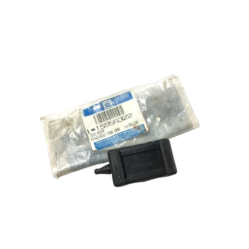Isolador Condensador Ar Cond. Silverado/Grand Blazer 97/01 - imagem 3