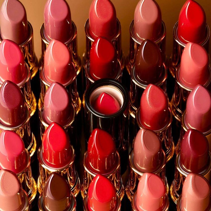 Batom Super Lustrous Lipstick Toast Of Ny 325 4,2g Revlon - imagem 3